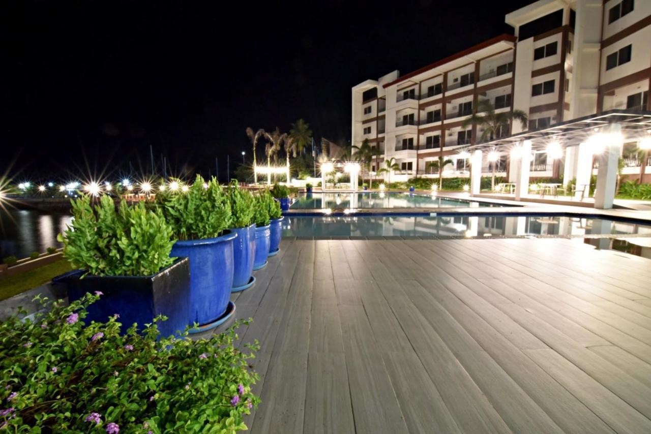 Holiday Oceanview Residences And Resort Samal Exterior foto